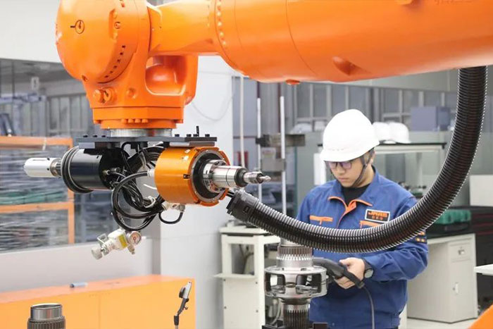 人民網(wǎng)：沒(méi)想到，寧夏有家制造“智造工廠”的工廠！