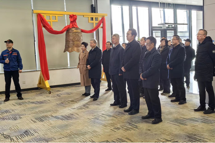 大事記 | 自治區(qū)政協(xié)主席陳雍帶領(lǐng)住寧全國(guó)政協(xié)委員調(diào)研巨能機(jī)器人